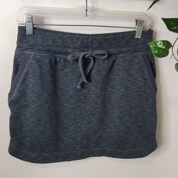 Athleta Techie Terry Mini Skirt in Heathered Charcoal Gray Size Small - Picture 4 of 11